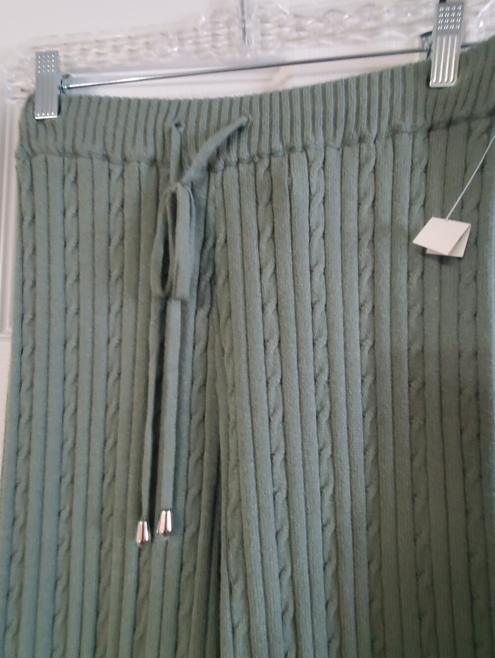 SINCERELY JULES NWT. LOUNGEWEAR SET. MED. CABLE KNIT. SAGE MINT GREEN. - Picture 5 of 10